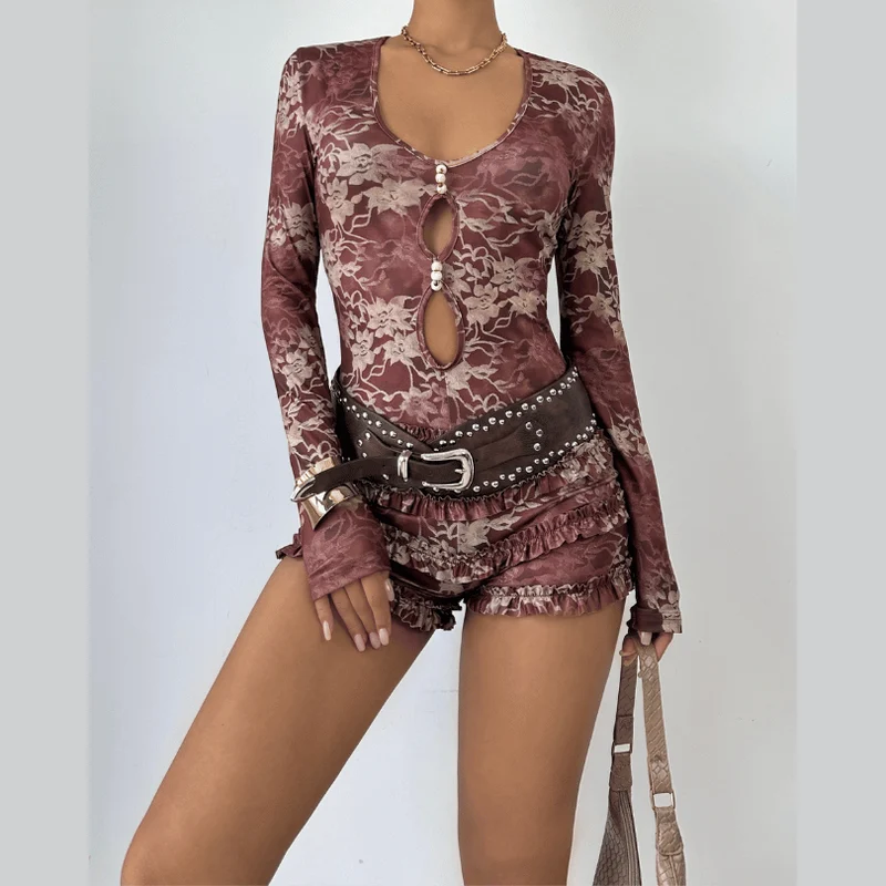 Cut out ruffle long sleeve print romper