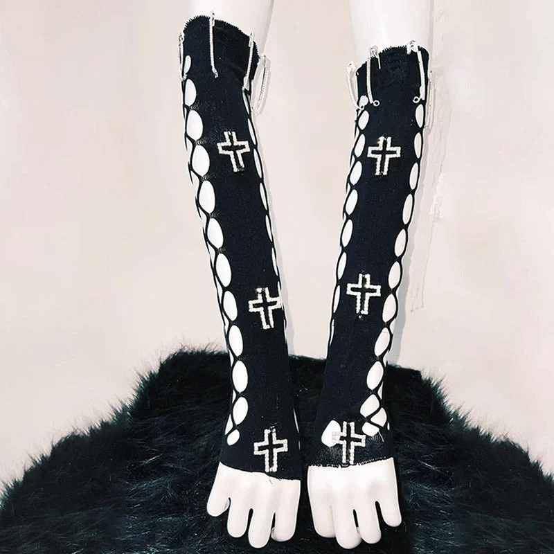 Cut out cross pattern gloves