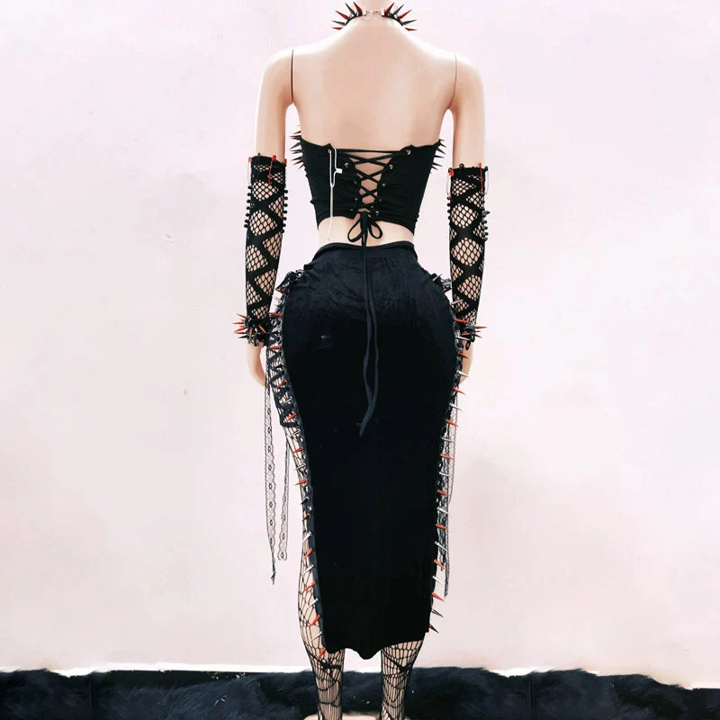 Cut out metal chain rivet tube top