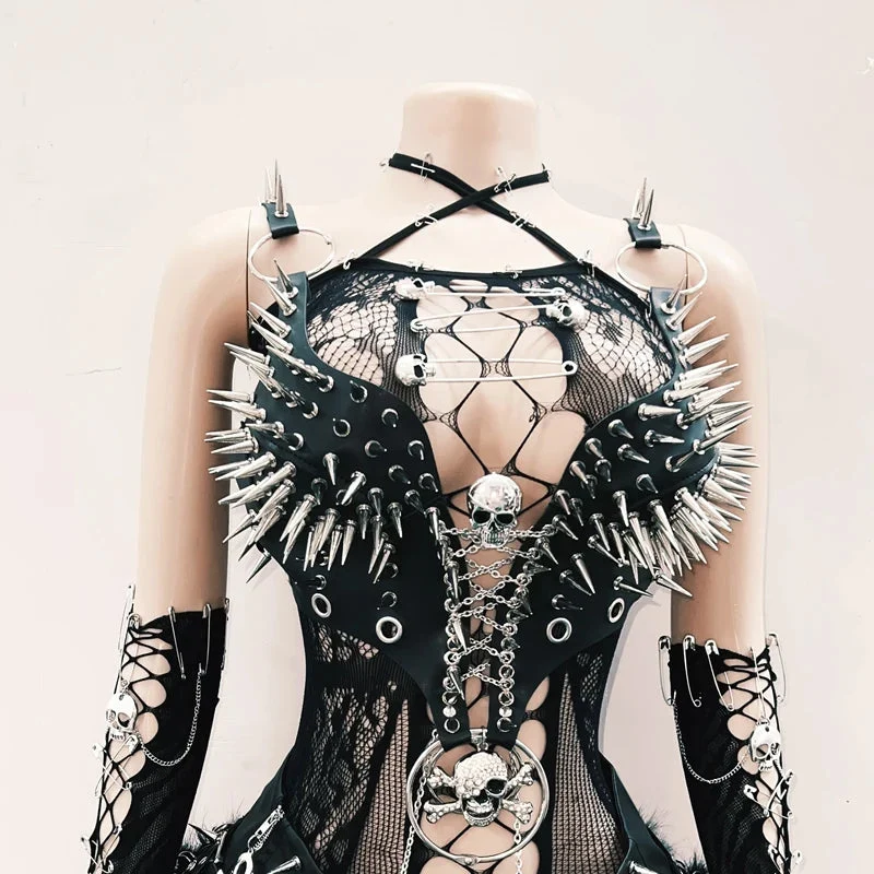 Cut out rivet metal chain o ring top
