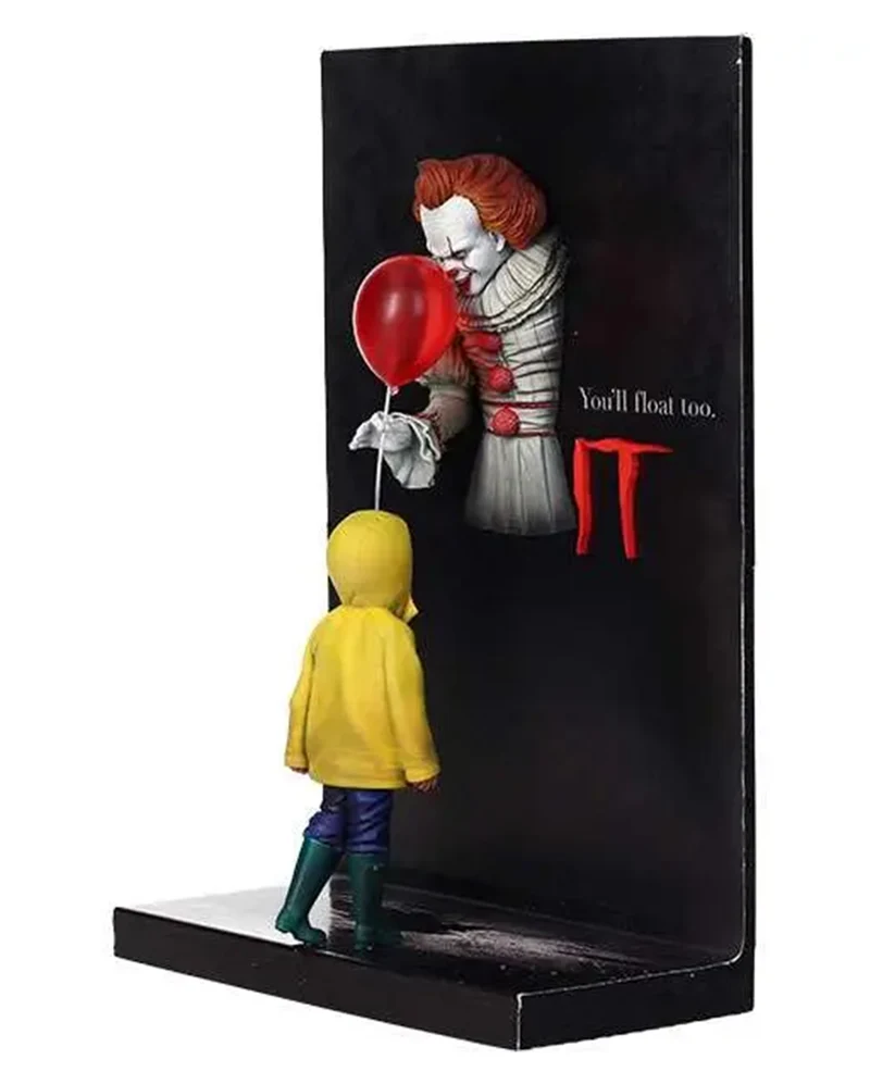 ES Pennywise & Georgie 3D Poster Display 25cm