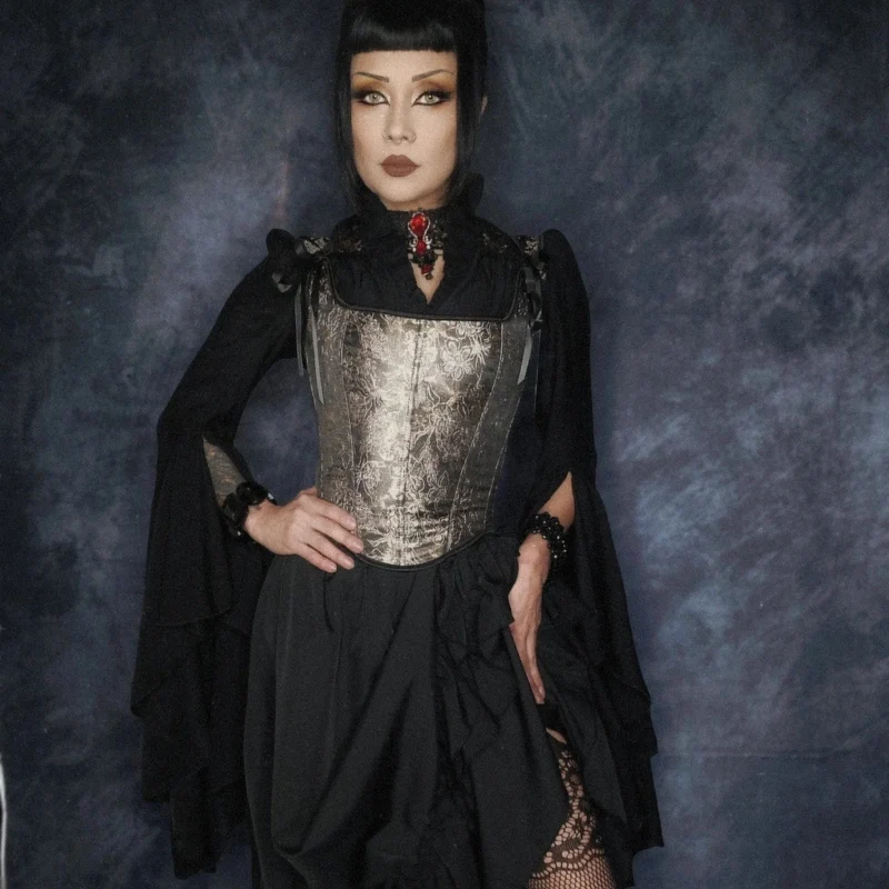Gothic-Überbrustkorsett für Damen mit floraler Stickerei und Schultergurten
