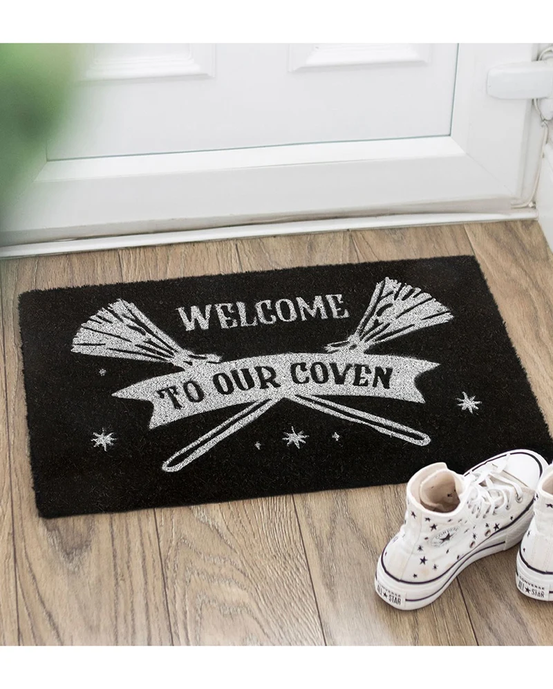 Schwarze "Welcome to Our Coven" Fußmatte 60x40cm