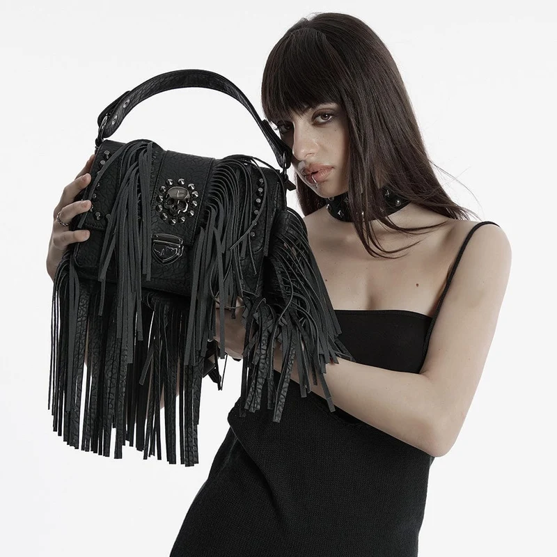 Gothic-Tasche aus Kunstleder mit Nieten und Quasten für Damen