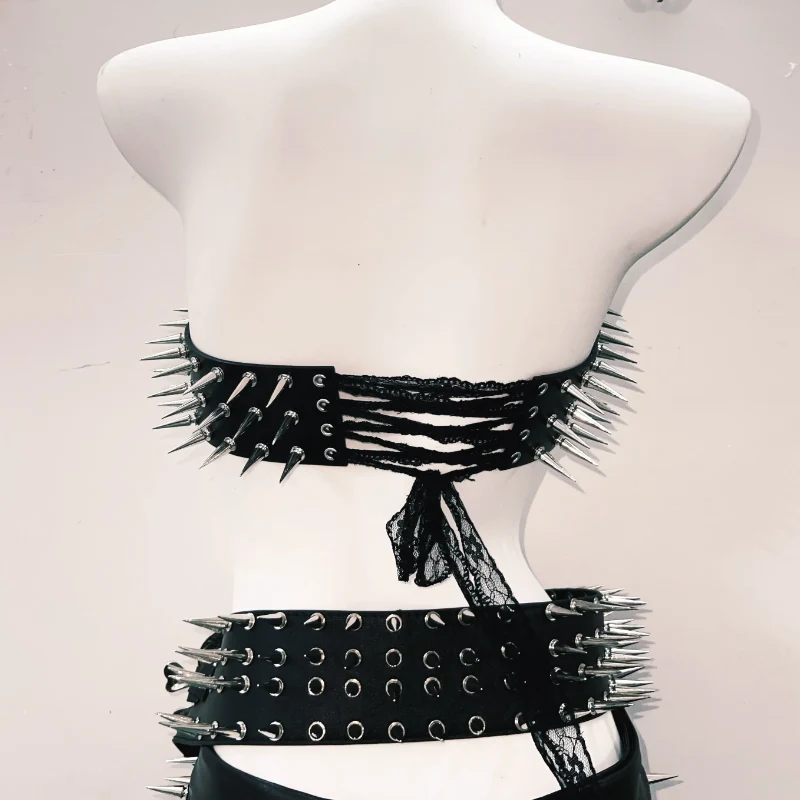 Skull applique rivet PU leather belt top