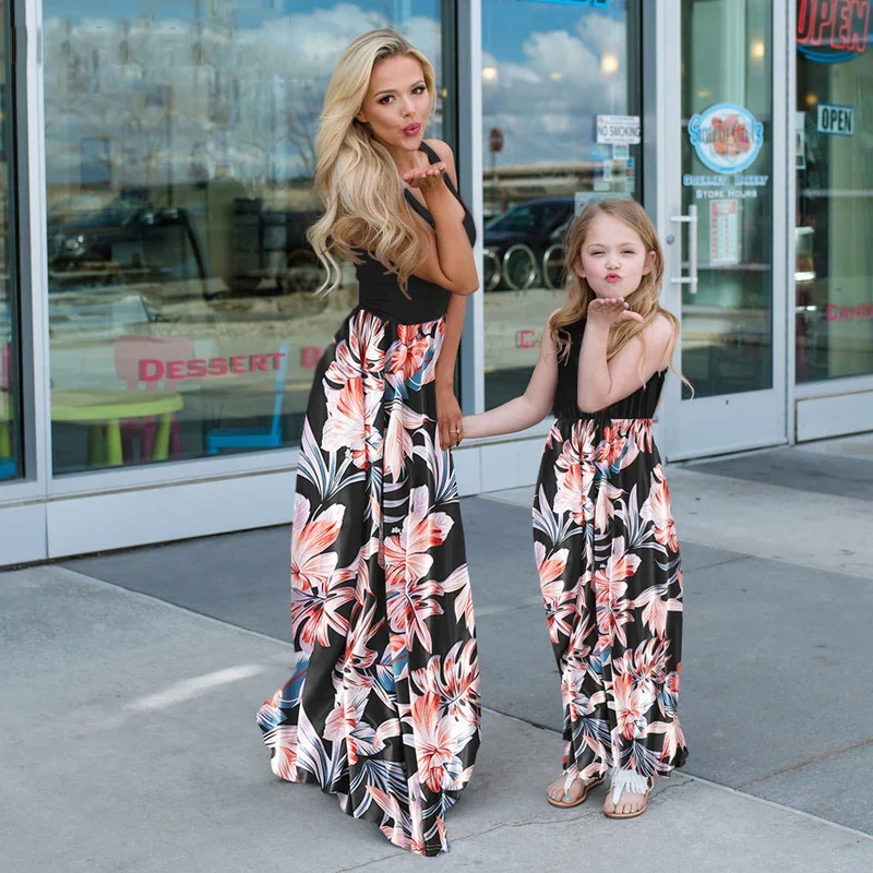 Familien Partnerlook Mit Kleidern