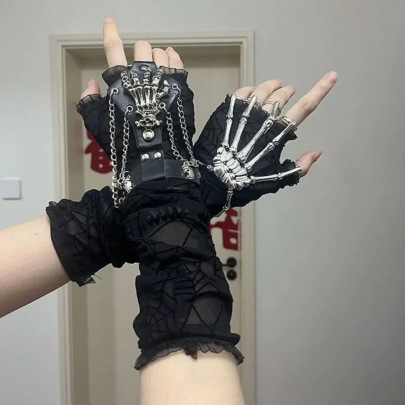 Metal chain skull hand decor gloves