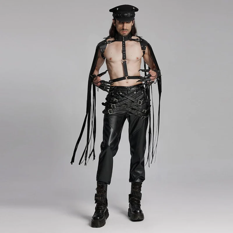 Herrenhose mit Punk-Ösen und Riemen zum Anschnallen