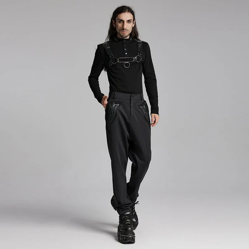 Herrenhose mit Cyberpunk-Patch und Nieten