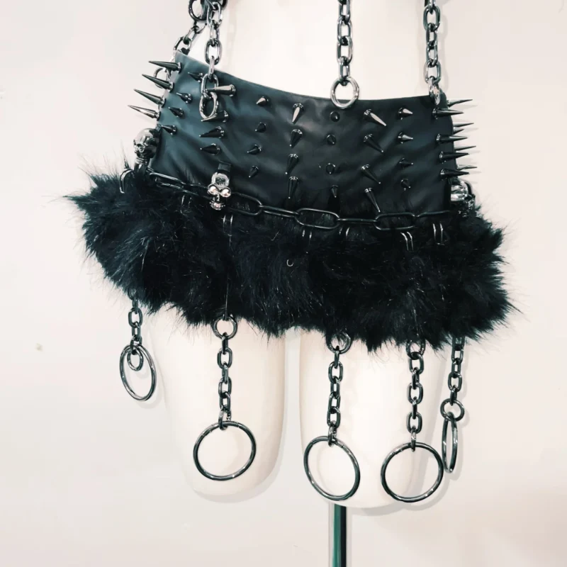 Rivet skull applique o ring cami top