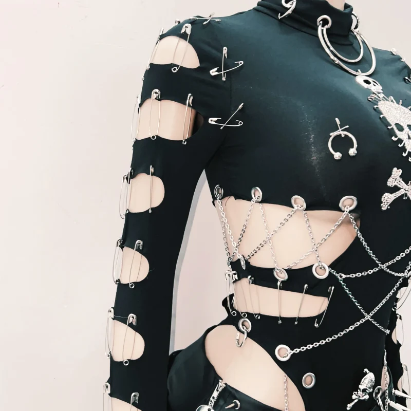 Long sleeve hollow out metal chain skull applique cut out top