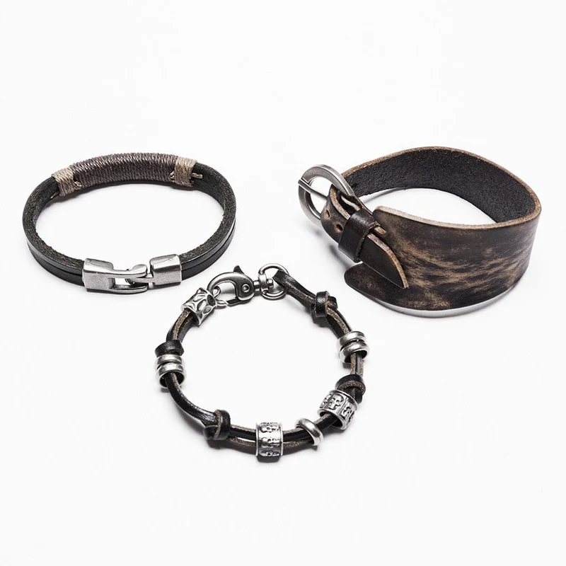 Armbandset aus Kunstleder mit Punk-Schnalle für Damen