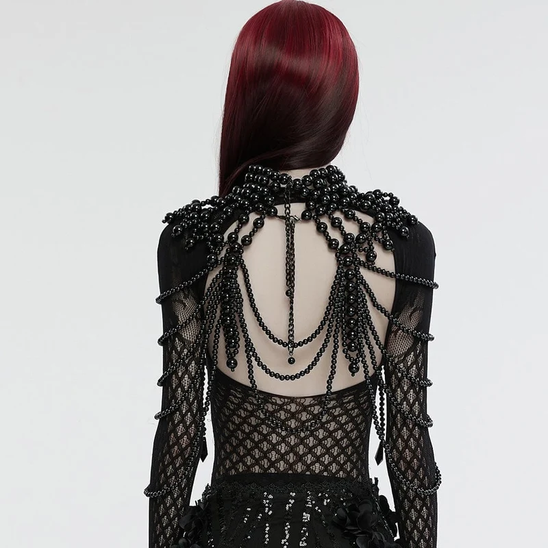 Damenhalsband mit Gothic-Totenkopf und Perlenbesatz