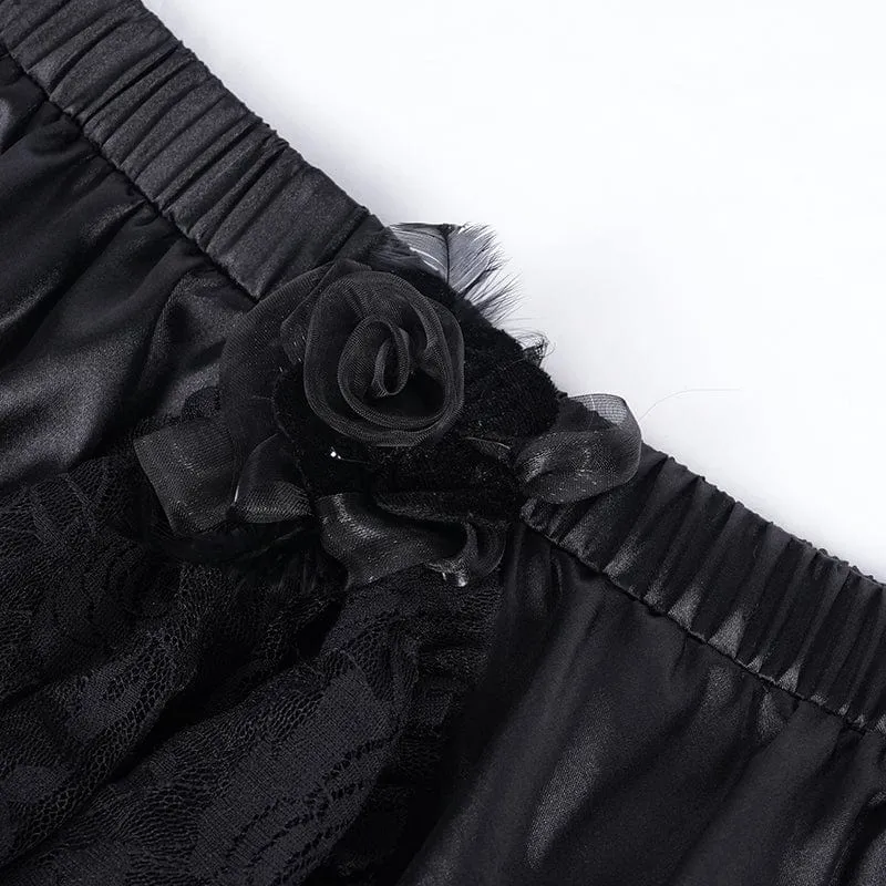Gothic-Rock mit Kreuzkette und Spitze und unregelmäßigem Saum für Damen