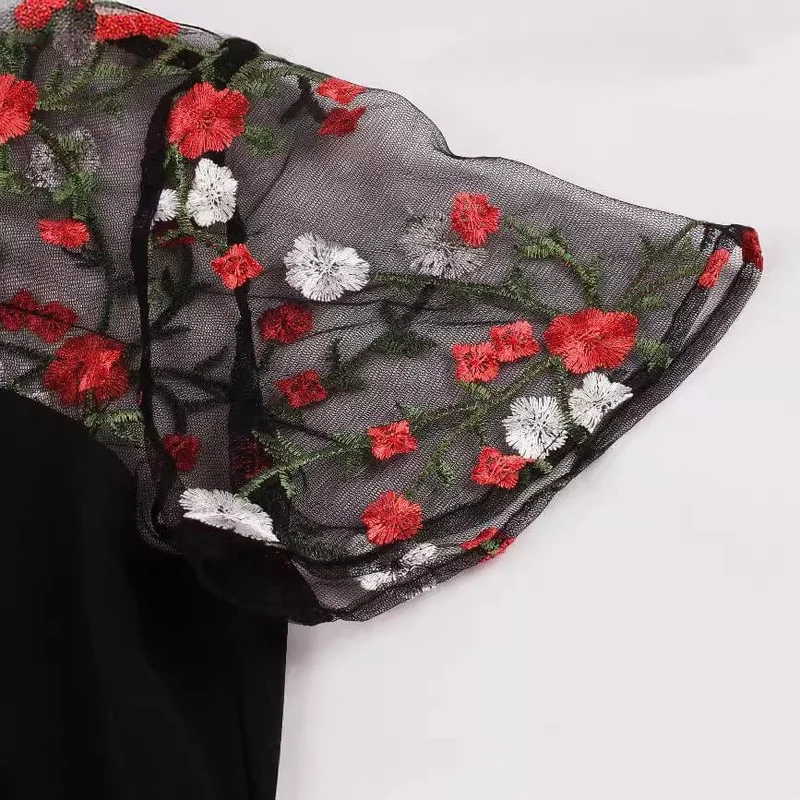 Gothic-Flitterwochenkleid aus besticktem Mesh mit Blumenmuster für Damen