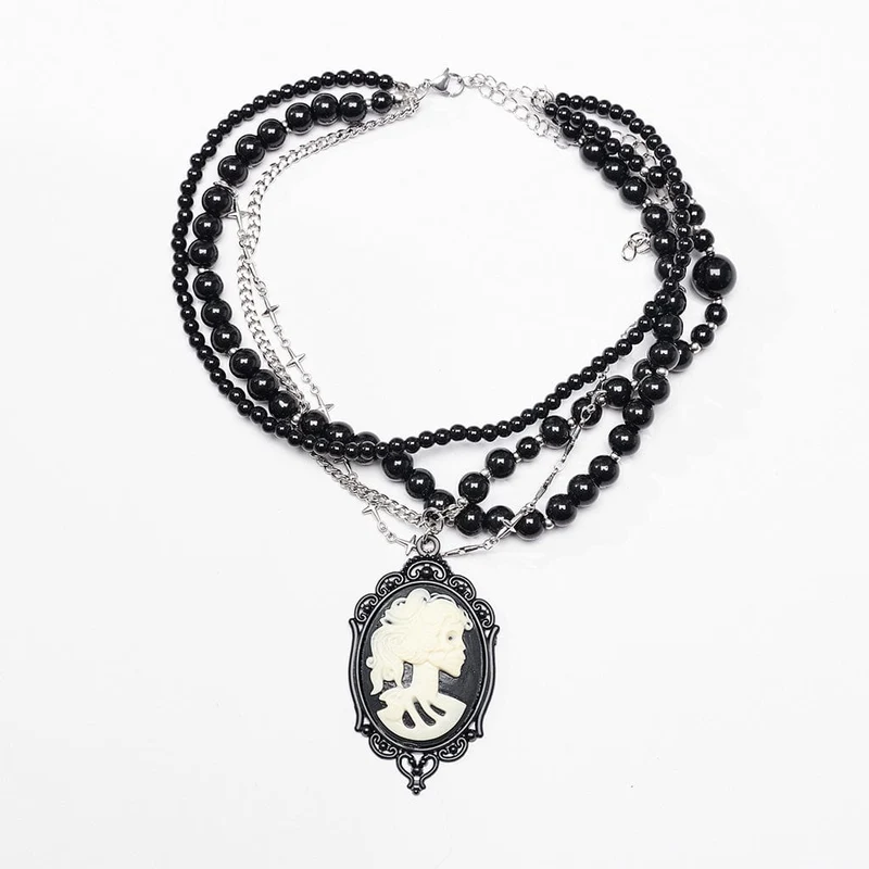 Gothic-Halskette mit mehrlagigen Perlen für Damen