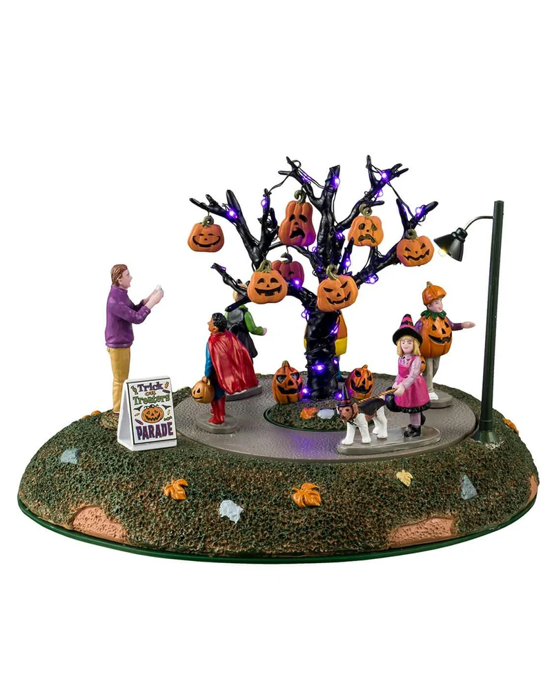 Lemax Spooky Town - Trick or Treaters Parade