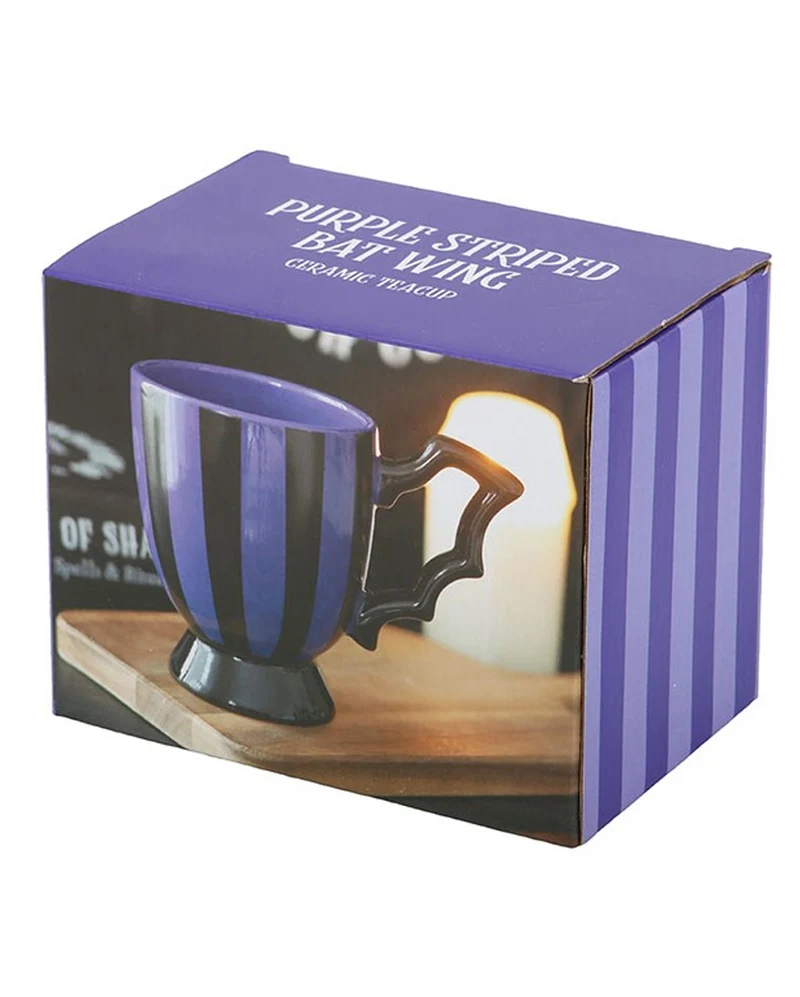 Violett gestreifte Fledermausflügel-Teetasse