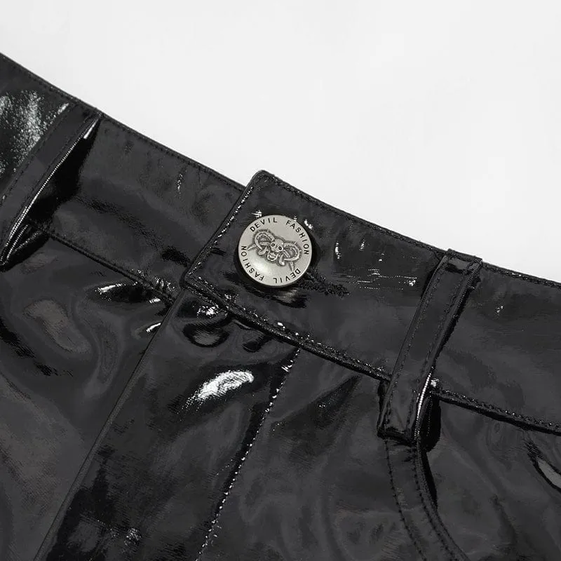 Kunstleder-Shorts mit Punk-Schnalle für Damen