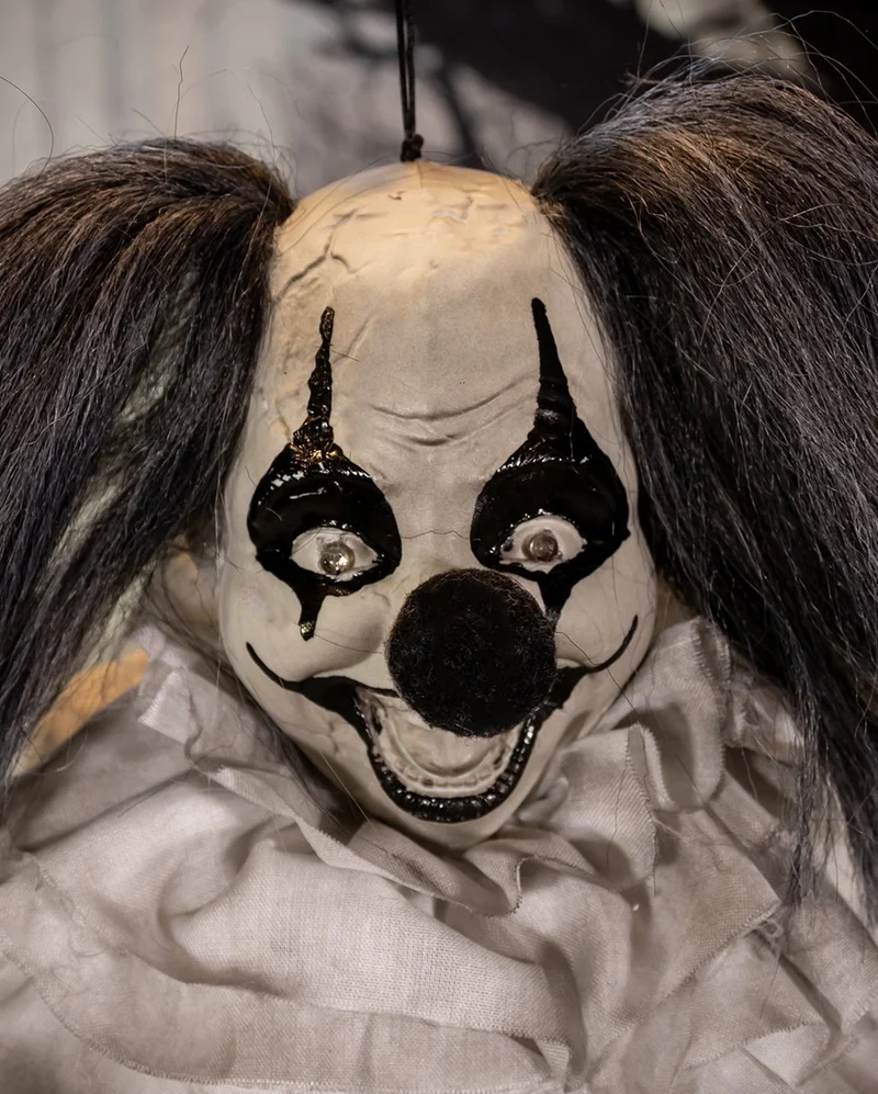 Splatter Sparky Horrorclown Animatronic mit Licht, Sound & Bewegung 110cm