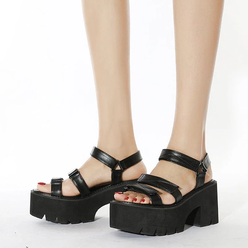 Punk-Plateausandalen mit Klettverschluss für Damen