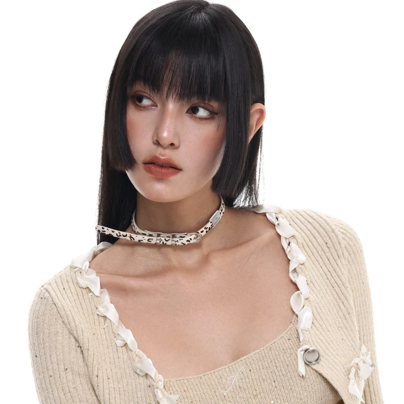 Damen-Halsband mit Grunge-Leopardenmuster