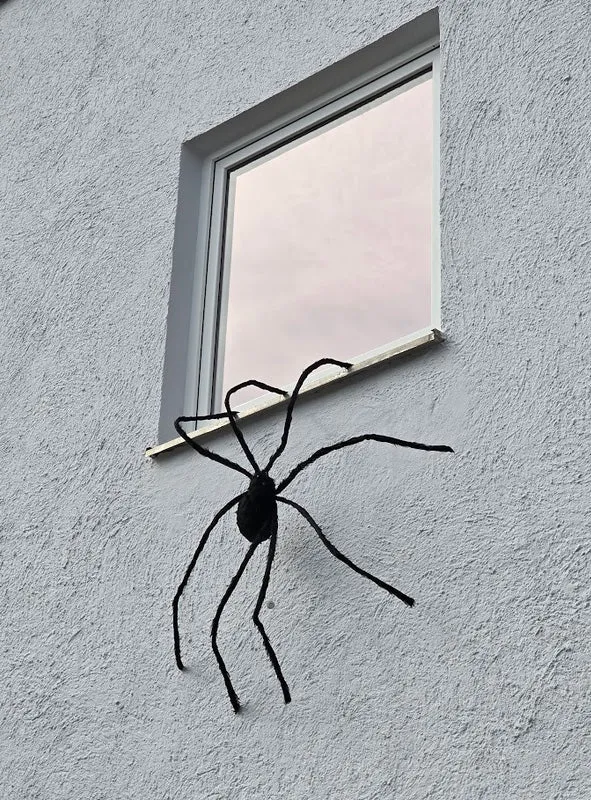 Schwarze Riesenspinne 150cm mit LED Augen