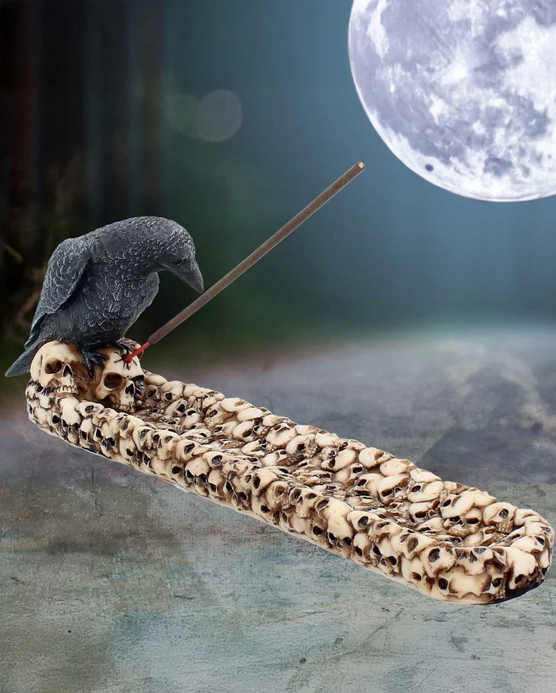 Rabe mit Totenköpfe Räucherstäbchenhalter 25cm