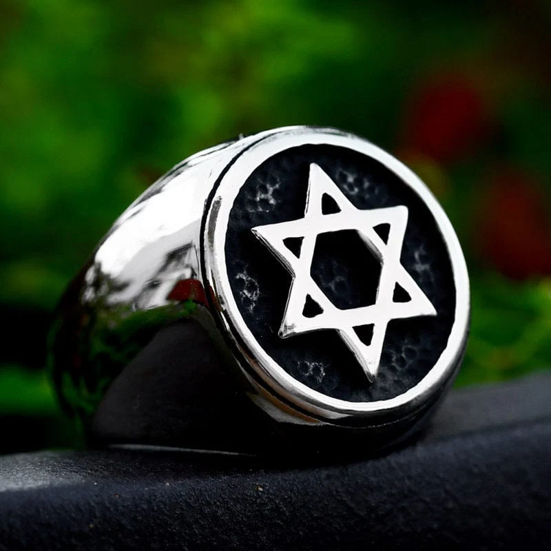 Herren-Punk-Ring mit ausgehöhltem Stern