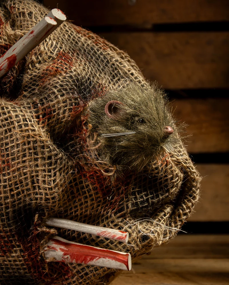 Sack mit Ratten - Geräusche, Licht & Schüttel Effekt 31cm
