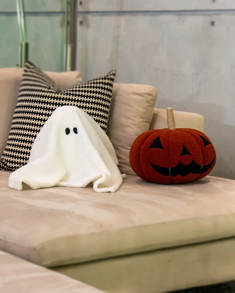 Cozy Ghost Dekokissen 30cm