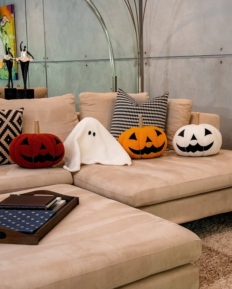 Cozy Ghost Dekokissen 30cm