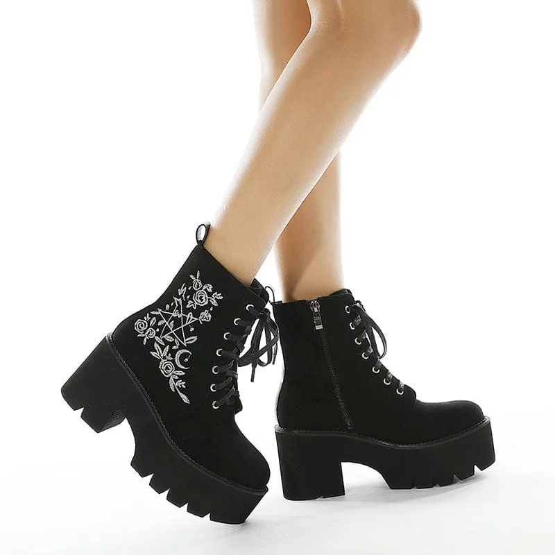 Damen Punk Blumen bestickte Plateaustiefel
