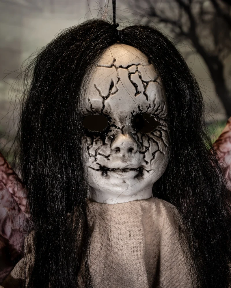 Verzauberte Geisterpuppe mit Flügel Animatronic 90cm