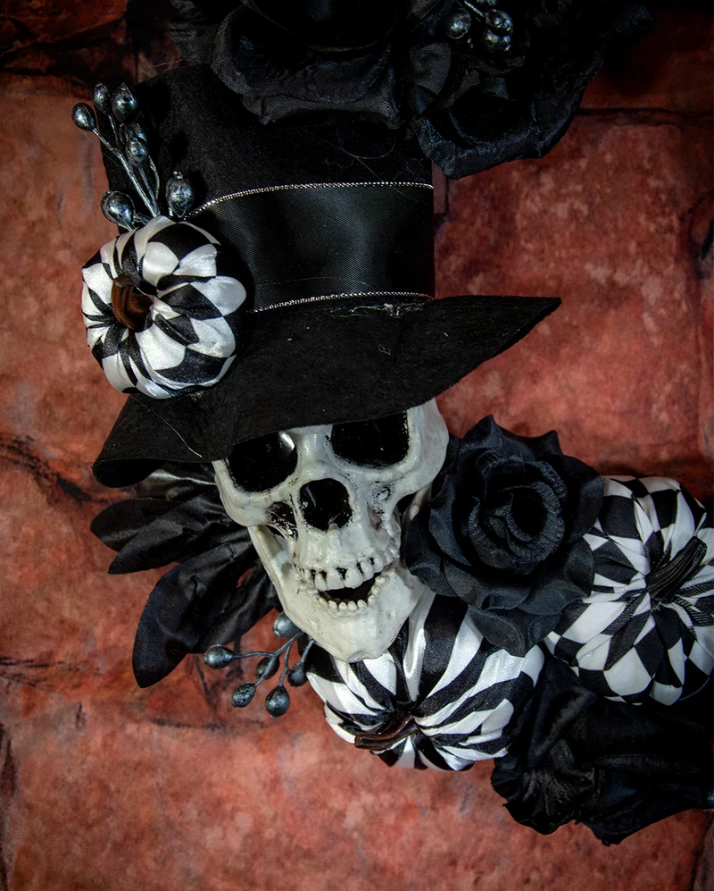 Gothic Türkranz mit Totenkopf & Kürbissen 44cm Ø