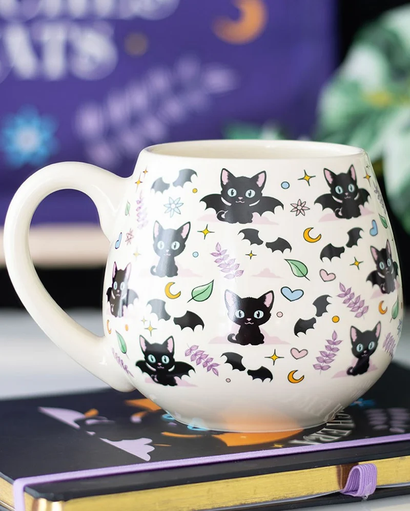 „Cute & Creepy“ Kaffeetasse mit Mystic Katzenmotiv