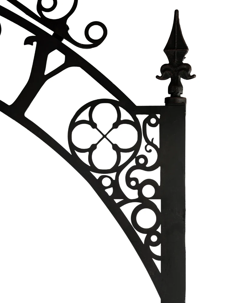 Gothic Cemetery Friedhofs Torbogen mit Gatter 2,85m
