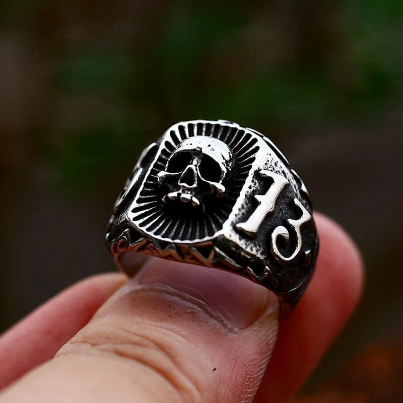 Herren-Punk-Schädel-Figurenring