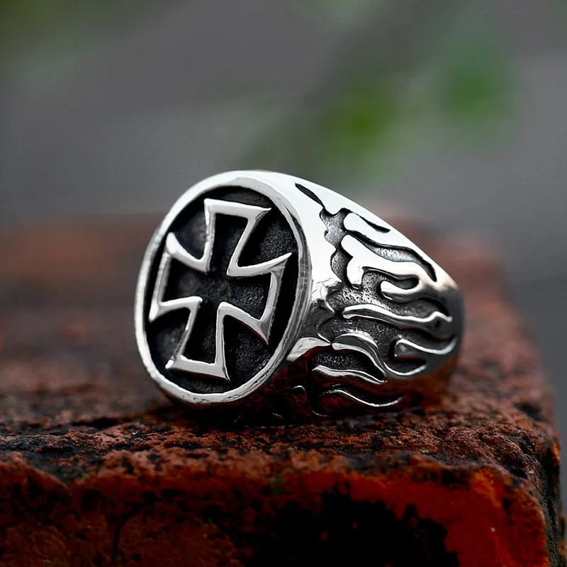 Herren Punk Cross Flame Ring