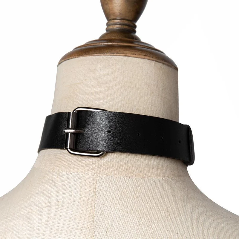 Damen Steampunk Annulus genagelte Schnalle Choker