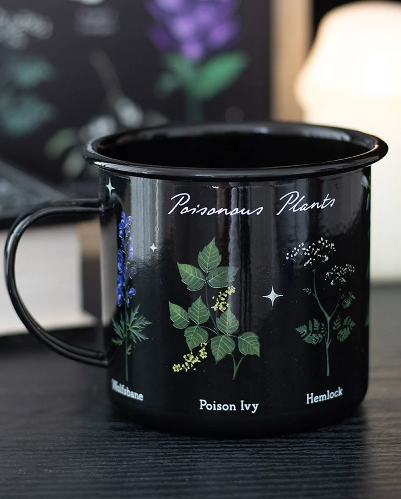 Gothic Tasse mit Giftpflanzen als Motiv