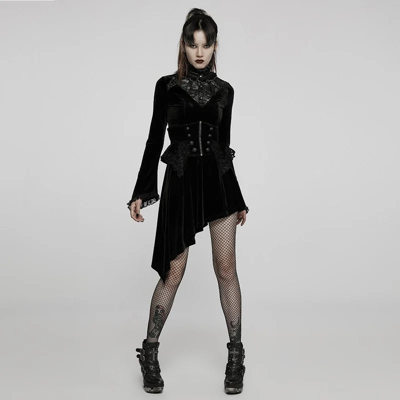 Damenkleid aus Gothic-Spitze mit Stehkragen und unregelmäßigem Saum