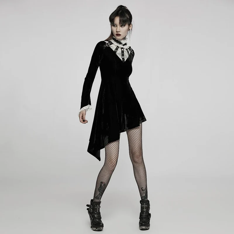 Damenkleid aus Gothic-Spitze mit Stehkragen und unregelmäßigem Saum