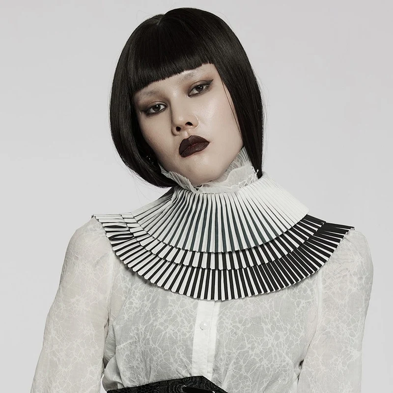 Gothic Stripes Neckwear für Damen mit Bell Choker