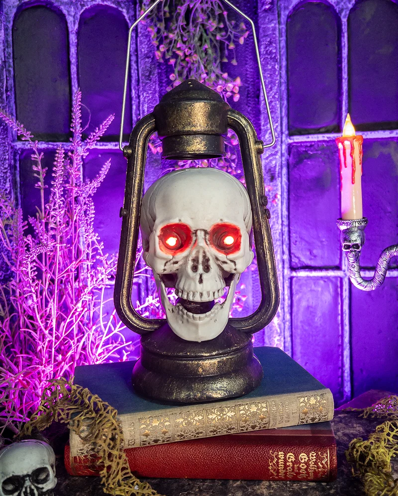 Totenkopf Grubenlaterne mit LED 24cm