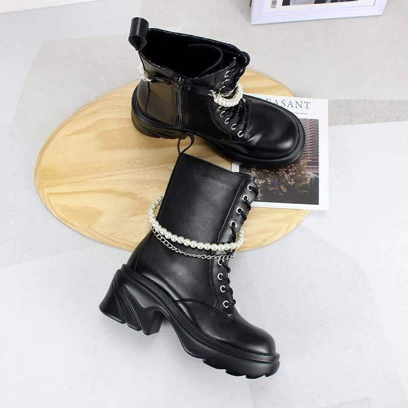 Gothic Punk Wedge Boots für Damen mit Perlenkette