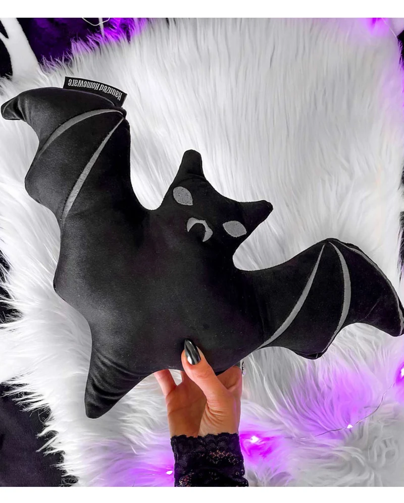 KILLSTAR Noctem Shaped Kissen