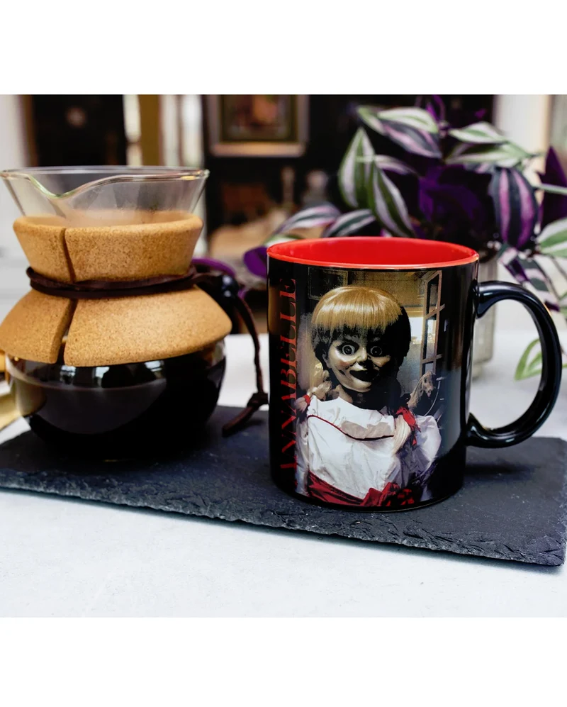 Annabelle The Conjuring Tasse