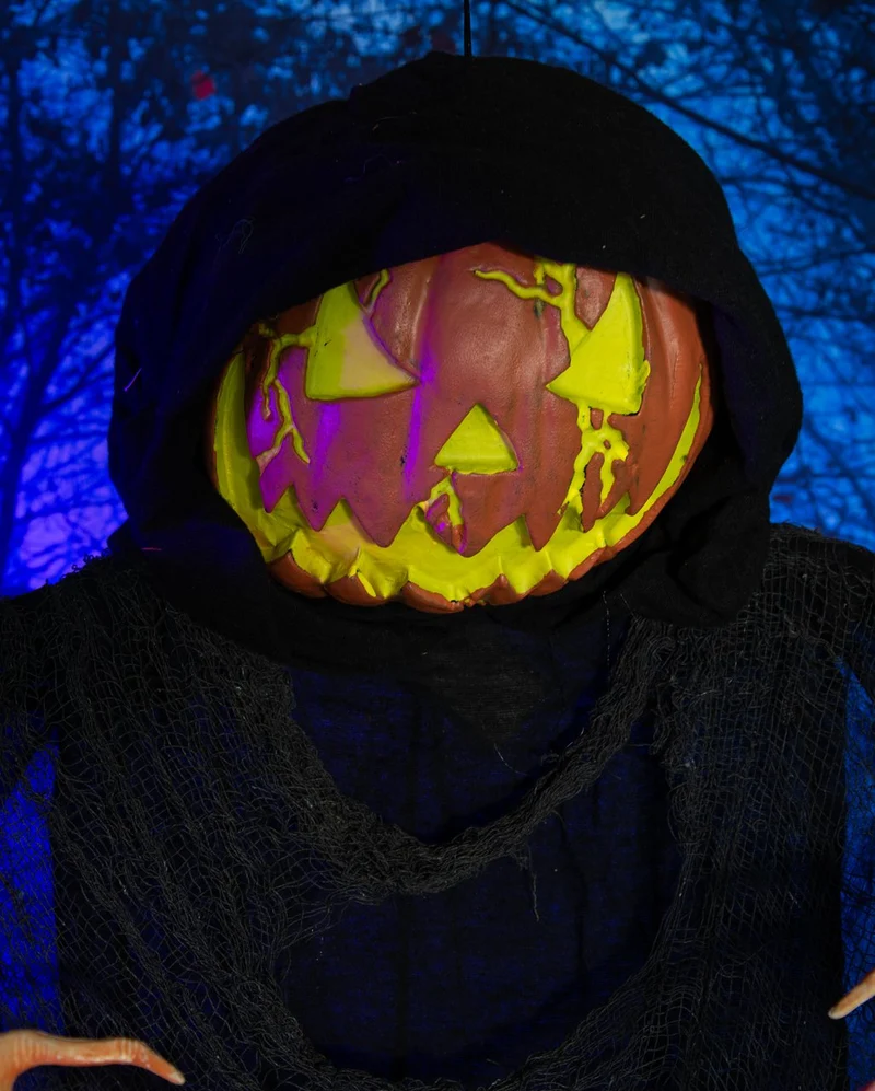 Flackerndes Kürbis Phantom Hängefigur 153cm