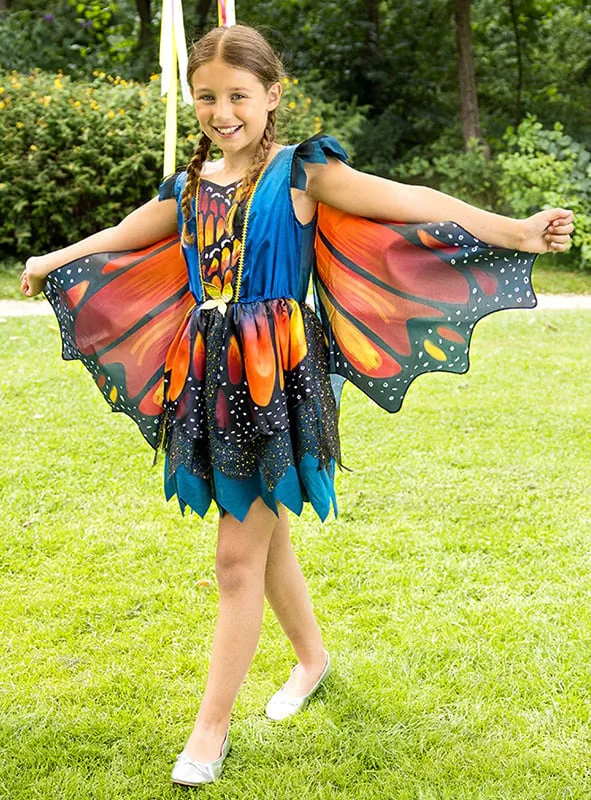 Kleid mit Schmetterlingsflügel